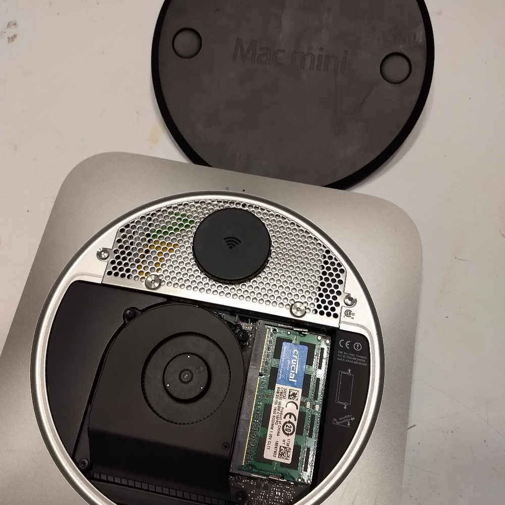 Apple Mac Mini Desktop - Picture 5 of 5